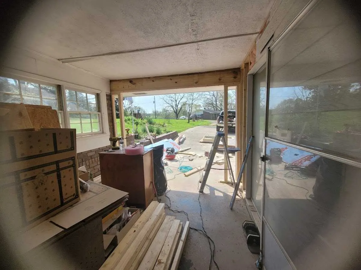 Air movers and dehumidifier for Drying & Dehumidification in Clarcona